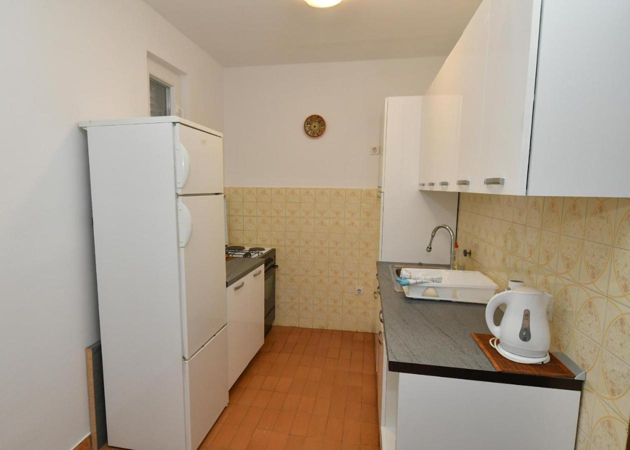 Apartmani Dora Duboka Eksteriør billede